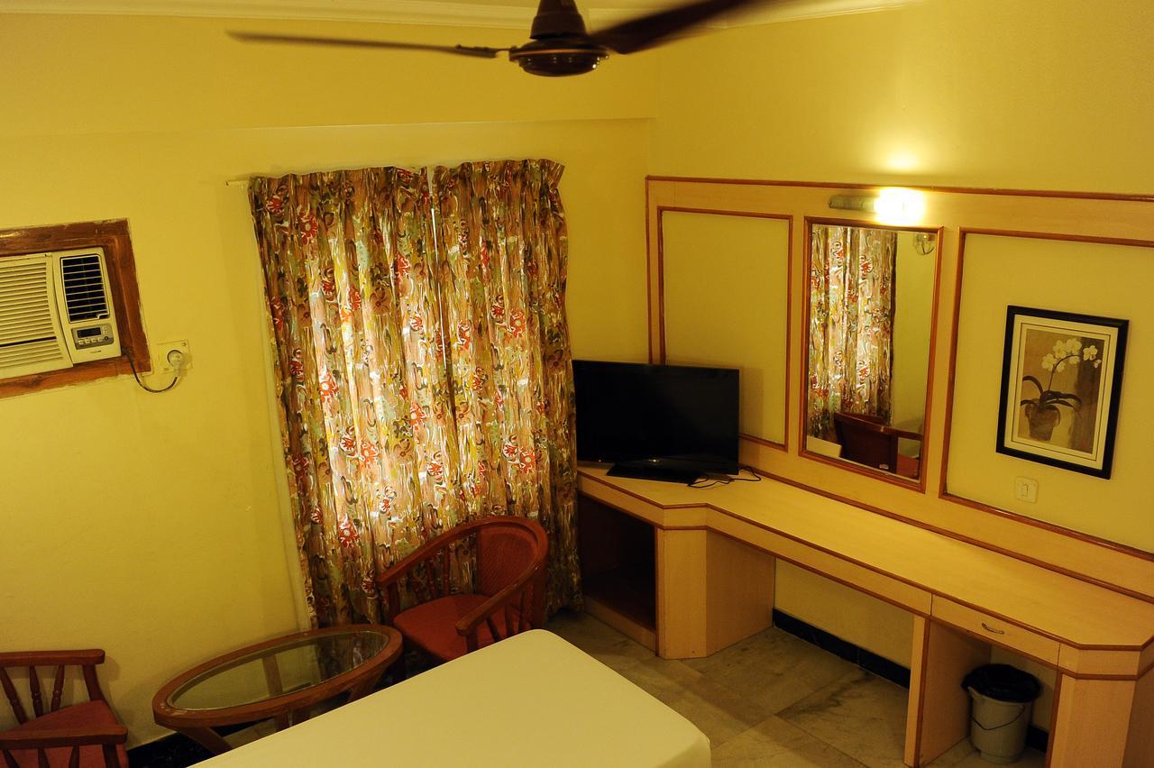 Mount Heera Hotel Chennai Exterior photo