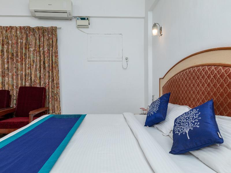 Mount Heera Hotel Chennai Exterior photo